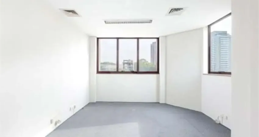 Sala comercial para alugar na Avenida Doutor Alberto de Oliveira Lima, 61, Real Parque, São Paulo