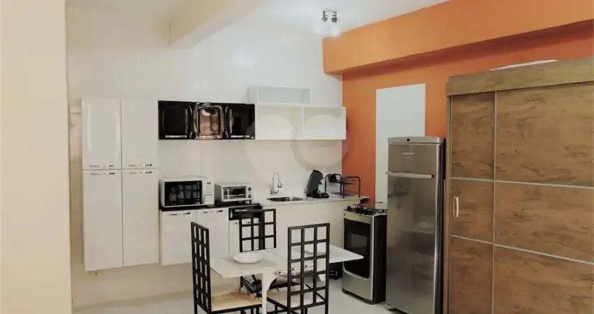 Kitnet / Stúdio para alugar na Rua Iguatinga, 186, Santo Amaro, São Paulo