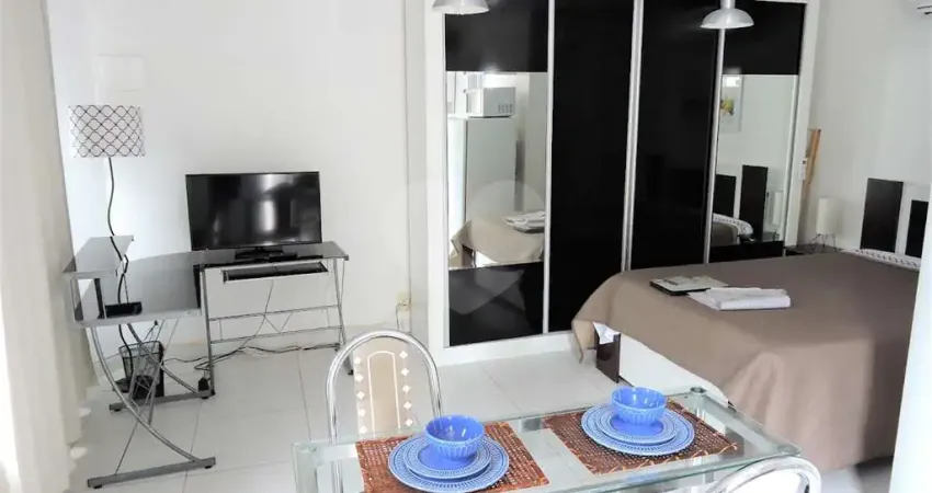 Kitnet / Stúdio para alugar na Rua Iguatinga, 186, Santo Amaro, São Paulo