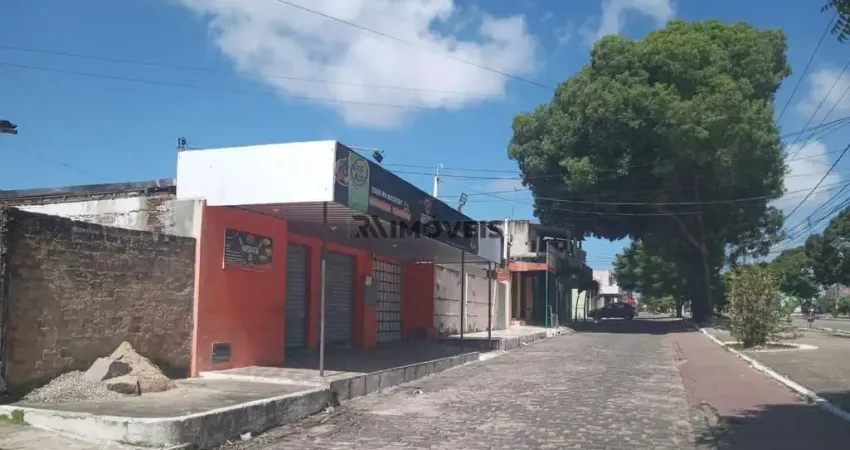 Ponto Comercial a Venda com 2 casas integradas - Av. Itapetinga Zona Norte.