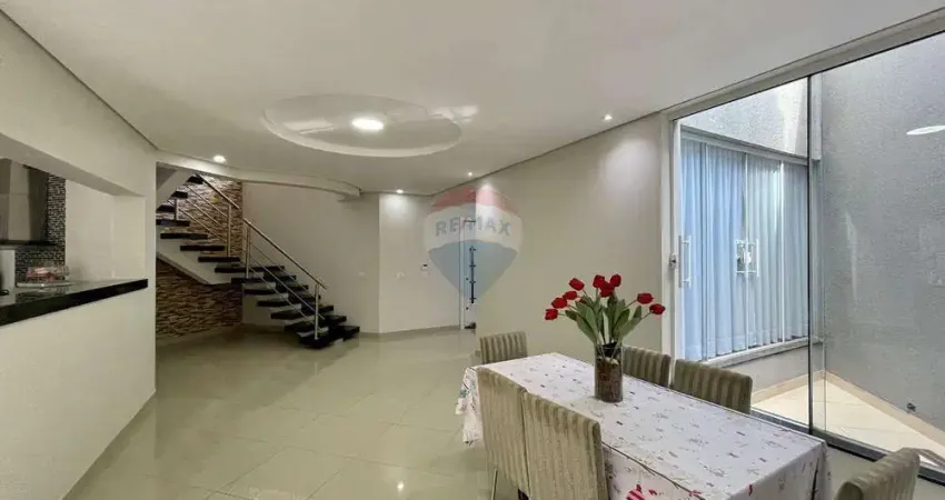 Casa para venda em Residencial Parque Rochele Ii de 238.00m² com 3 Quartos, 1 Suite e 2 Garagens