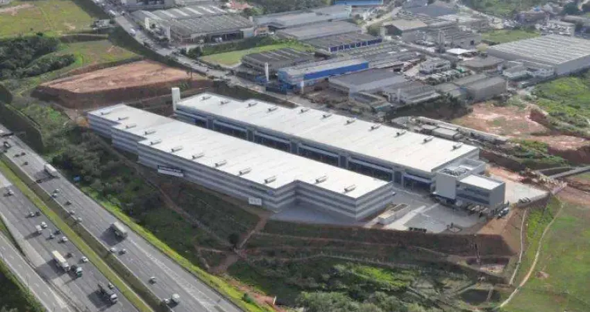 Galpão / Depósito / Armazém para alugar em Sítio Guarehy de 2369.00m² com 3 Garagens