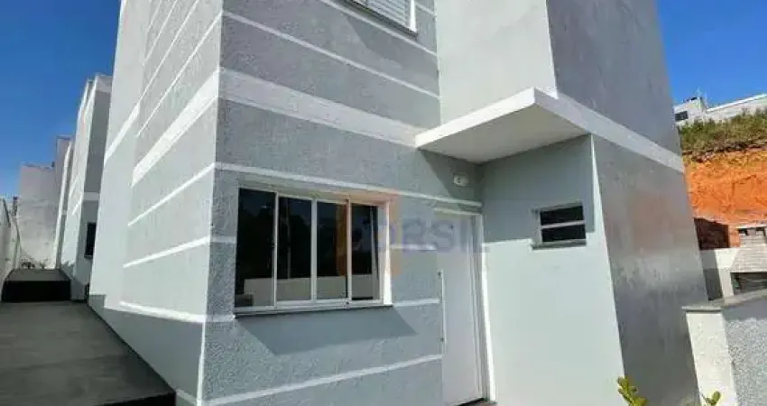 Sobrado para venda em Vila São Paulo de 70.00m² com 2 Quartos, 2 Suites e 1 Garagem