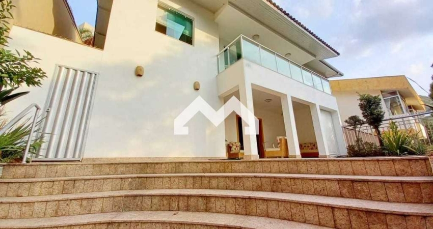 Casa para venda em Comiteco de 500.00m² com 5 Quartos, 5 Suites e 4 Garagens