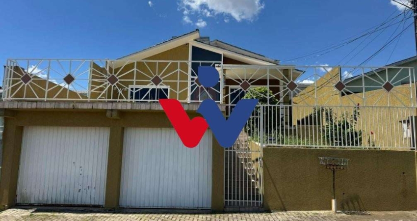 Sobrado para venda em Iguaçu de 300.00m² com 3 Quartos, 2 Suites e 2 Garagens