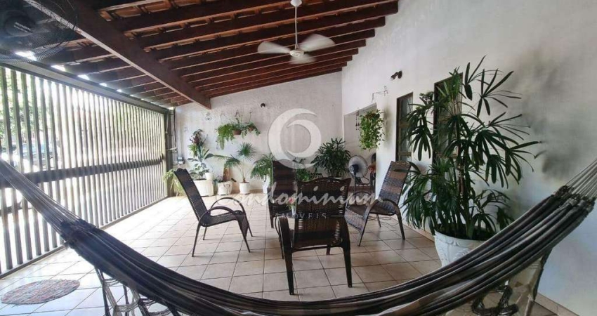Casa para venda em Conjunto Habitacional São Deocleciano de 170.00m² com 2 Quartos, 1 Suite e 2 Garagens