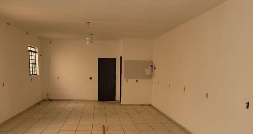Casa para venda em Jardim Residencial Santina Paroli Peccinino de 180.00m² com 2 Quartos e 1 Garagem