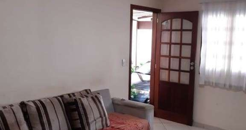 Casa para venda em Parque Residencial Aeroporto de 250.00m² com 3 Quartos, 1 Suite e 5 Garagens