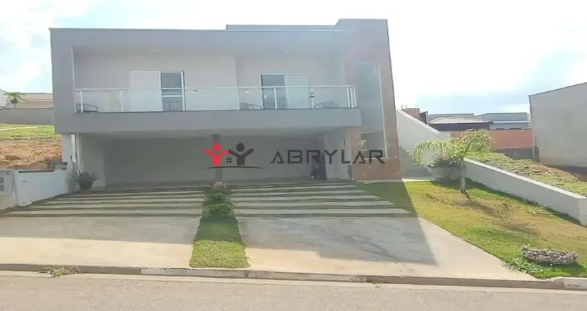 Casa de Condomínio para venda em Jacaré de 165.00m² com 3 Quartos, 1 Suite e 4 Garagens