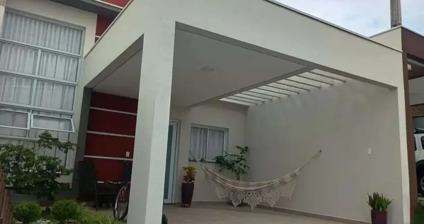 Casa de Condomínio para venda em Jardins do Império de 105.00m² com 3 Quartos, 1 Suite e 2 Garagens