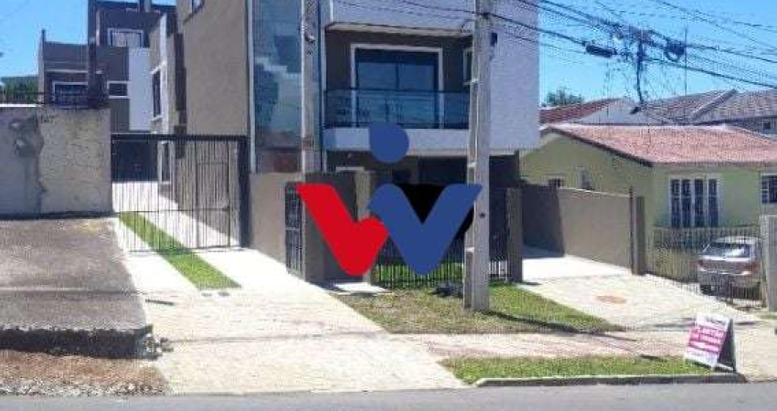 Sobrado para venda em Xaxim de 132.00m² com 3 Quartos, 1 Suite e 2 Garagens