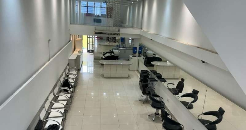 Sala Comercial para alugar em Vila Hortência de 106.00m²