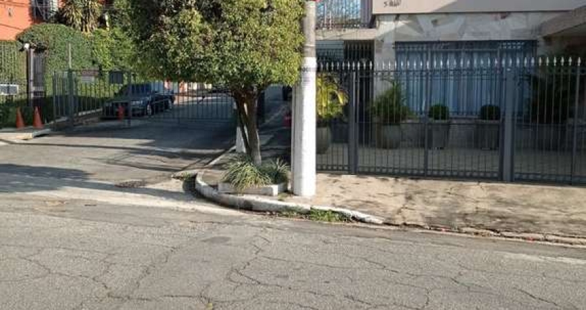 Sobrado para venda em Planalto Paulista de 202.00m² com 3 Quartos, 1 Suite e 4 Garagens