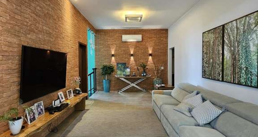 Casa para venda em Residencial E Empresarial Alphaville de 307.00m² com 3 Quartos, 3 Suites e 4 Garagens