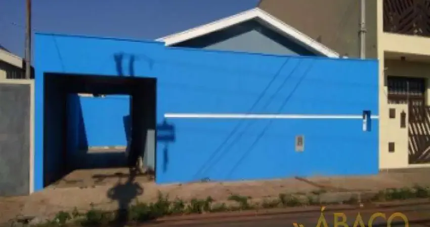 Casa para alugar em Jardim São João Batista de 79.00m² com 2 Quartos, 1 Suite e 3 Garagens