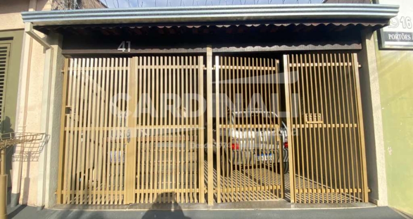 Casa para venda em Parque Sisi de 90.00m² com 2 Quartos e 2 Garagens