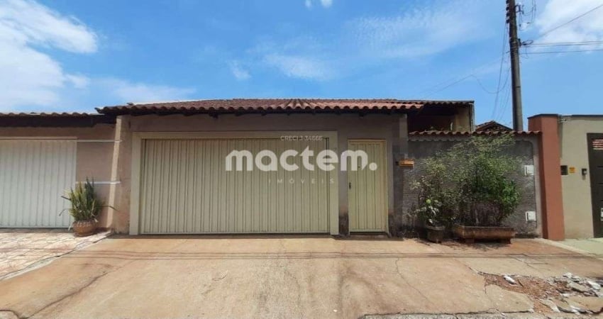 Casa para venda em Jardim São José de 145.00m² com 3 Quartos, 1 Suite e 3 Garagens