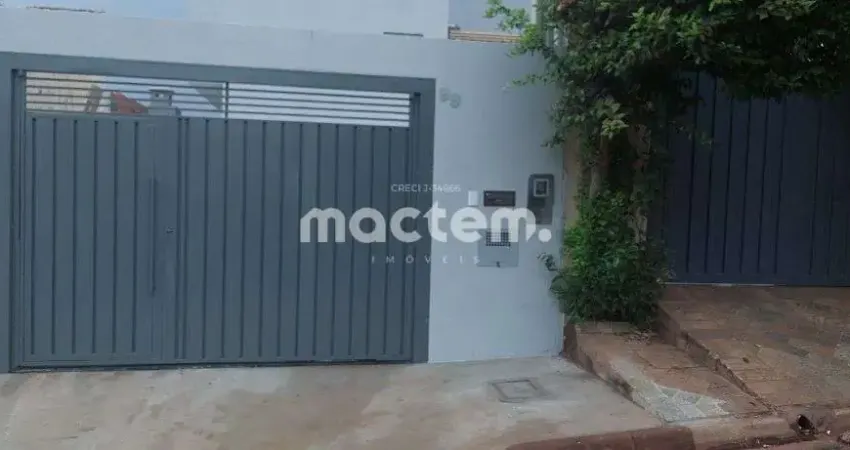 Casa para venda em Planalto Verde de 70.00m² com 3 Quartos, 1 Suite e 2 Garagens