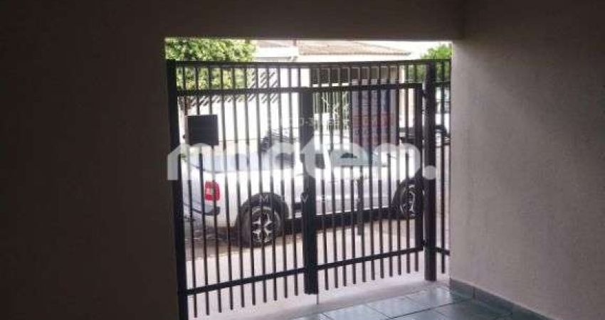 Sobrado para venda em Jardim Jandaia de 184.00m² com 3 Quartos, 1 Suite e 1 Garagem