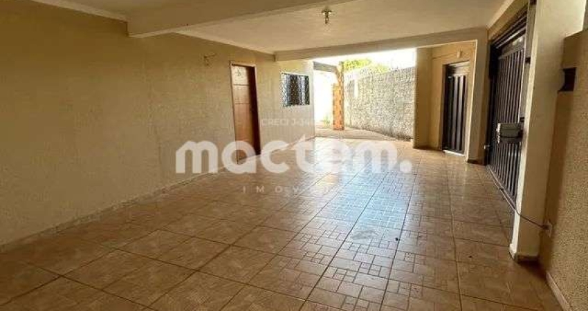 Casa para venda em Jardim Paiva de 172.00m² com 3 Quartos, 1 Suite e 3 Garagens