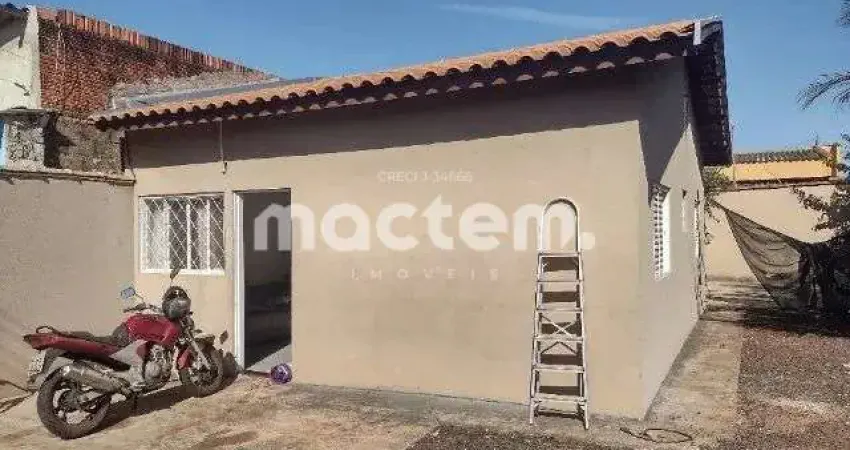 Casa para venda em Jardinópolis de 47.00m² com 2 Quartos e 2 Garagens