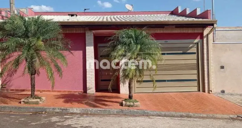Casa para venda em Serrana de 160.00m² com 2 Quartos, 1 Suite e 4 Garagens