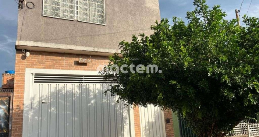 Sobrado para venda em Parque Ribeirão Preto de 218.00m² com 3 Quartos e 1 Garagem