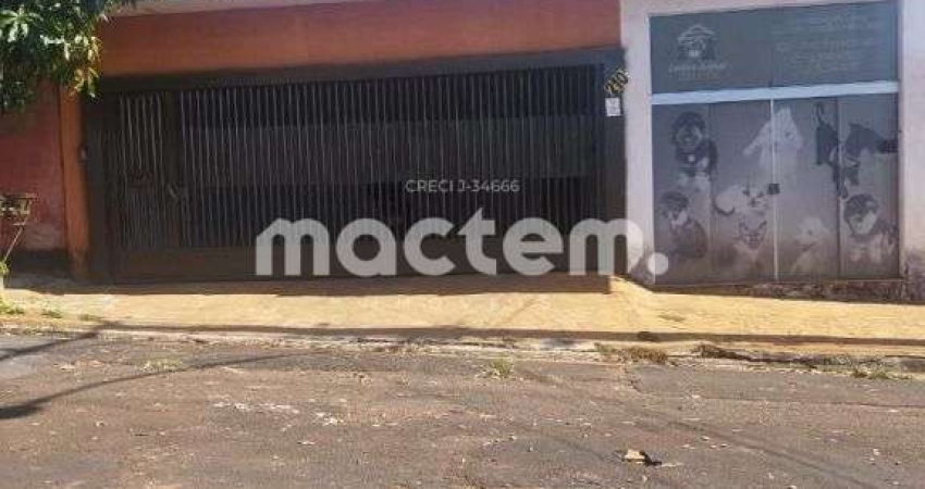 Casa para venda em Jardim Arlindo Laguna de 200.00m² com 3 Quartos e 3 Garagens