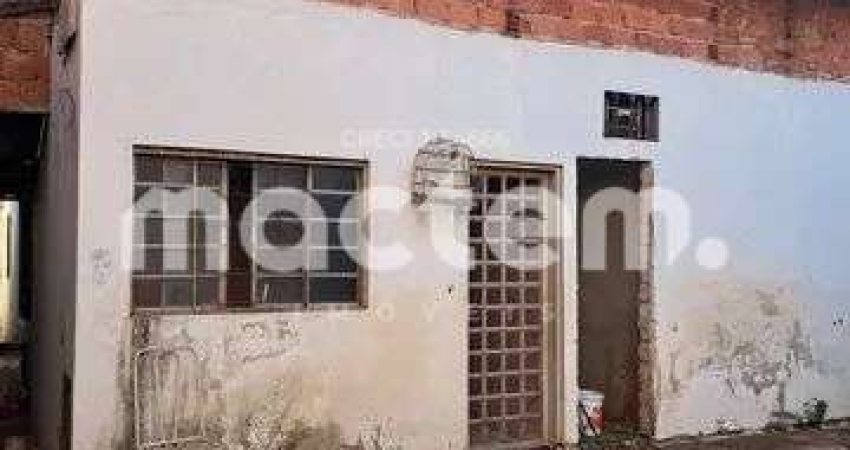 Casa para venda em Jardinópolis de 250.00m² com 2 Quartos, 1 Suite e 2 Garagens