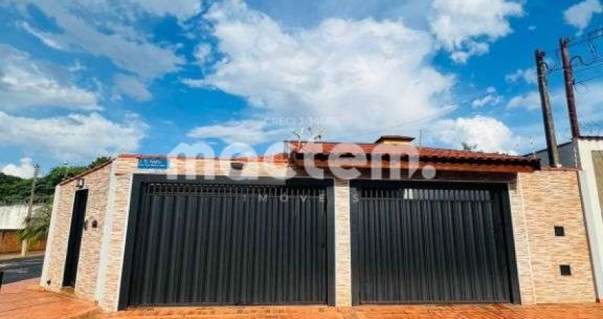 Casa para venda em Parque Residencial Lagoinha de 238.00m² com 3 Quartos, 1 Suite e 3 Garagens