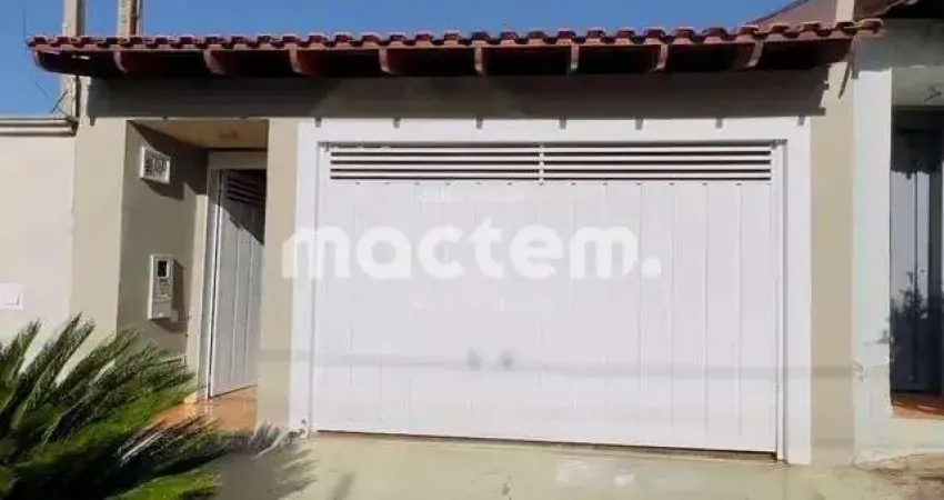 Casa para venda em Residencial E Comercial Palmares de 144.00m² com 3 Quartos, 1 Suite e 2 Garagens