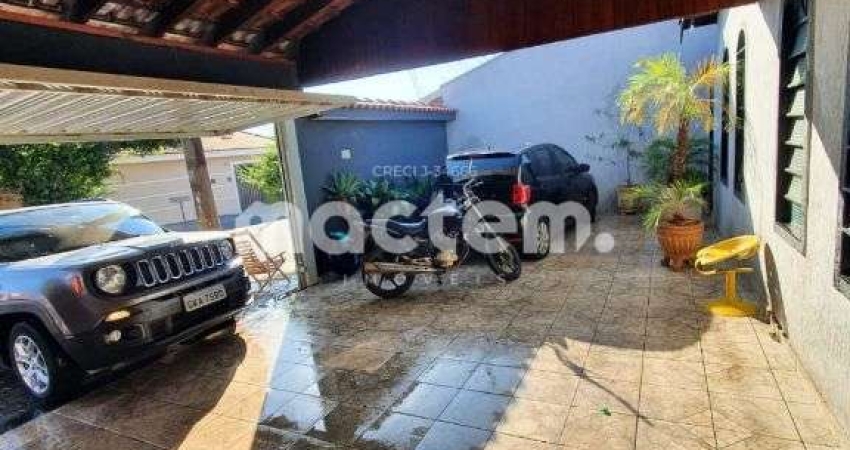 Casa para venda em Antônio Marincek de 200.00m² com 3 Quartos e 1 Garagem