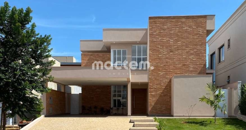 Casa de Condomínio para venda em Vila Do Golf de 234.00m² com 3 Quartos, 3 Suites e 4 Garagens