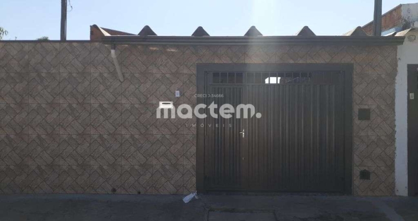 Casa para venda em Jardim Jandaia de 304.00m² com 3 Quartos e 3 Garagens