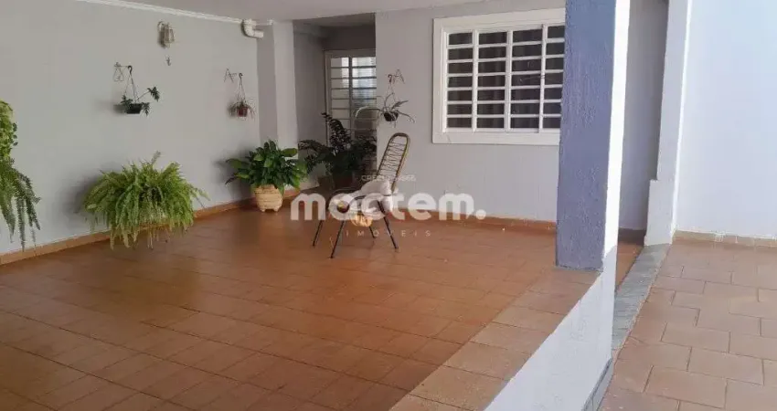 Casa para venda em Dom Bernardo José Mielle de 136.00m² com 2 Quartos e 4 Garagens
