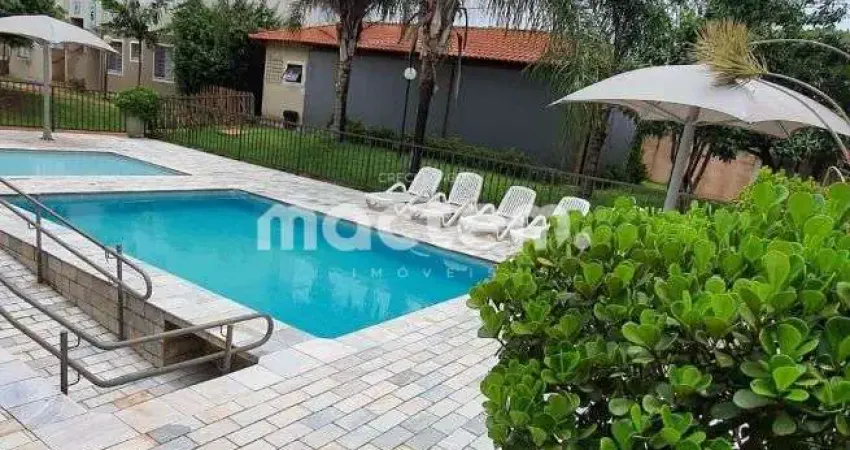 Apartamento para venda em Parque Dos Pinus de 42.00m² com 2 Quartos e 1 Garagem