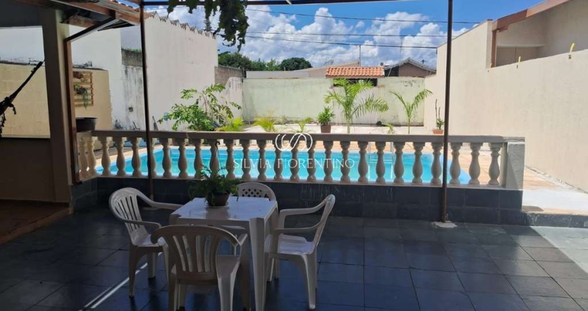 Casa para venda em Vila São Geraldo de 550.00m² com 3 Quartos, 1 Suite e 1 Garagem