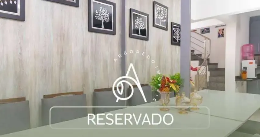 Sobrado para venda em Xaxim de 115.00m² com 3 Quartos, 1 Suite e 4 Garagens