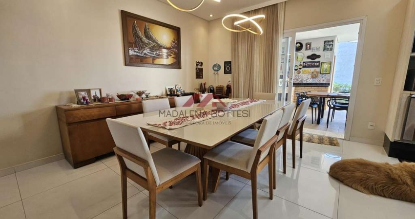 Casa para venda em Vila Oliveira de 289.00m² com 3 Quartos, 3 Suites e 4 Garagens