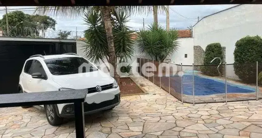 Prédio Comercial para venda em Jardim Ouro Branco de 80.00m² com 1 Quarto e 3 Garagens
