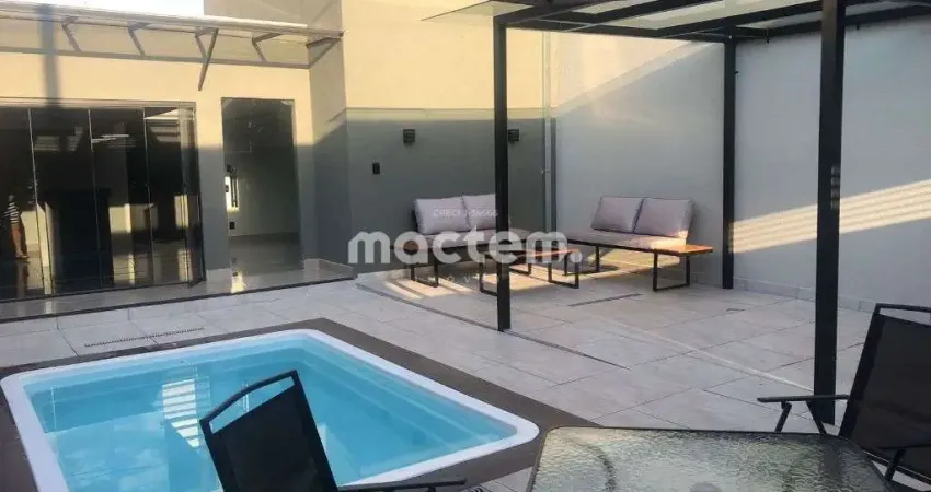 Prédio Comercial para venda em Parque Das Gaivotas de 160.00m² com 2 Quartos e 1 Garagem