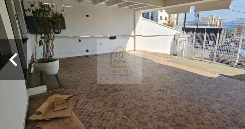 Casa para venda em Lagoa Seca de 480.00m² com 3 Quartos, 1 Suite e 4 Garagens