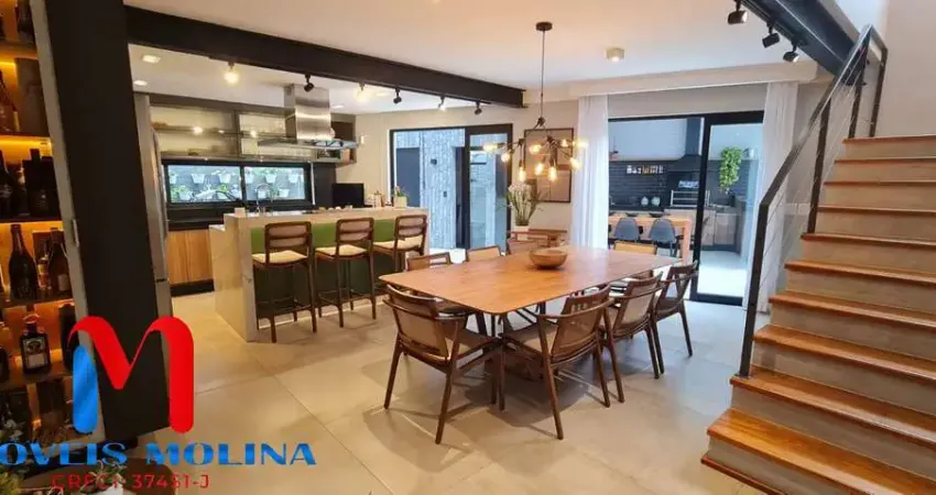 Sobrado para venda em Jardim São Caetano de 321.00m² com 4 Quartos, 5 Suites e 4 Garagens