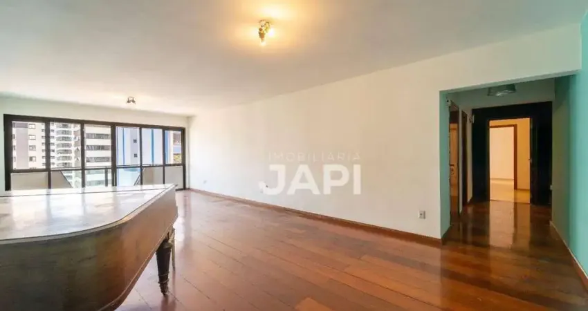 Apartamento para venda em Centro de 206.00m² com 3 Quartos, 1 Suite e 2 Garagens