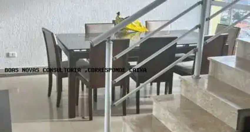 Sobrado para venda em Vila Hulda de 131.00m² com 2 Quartos e 1 Garagem