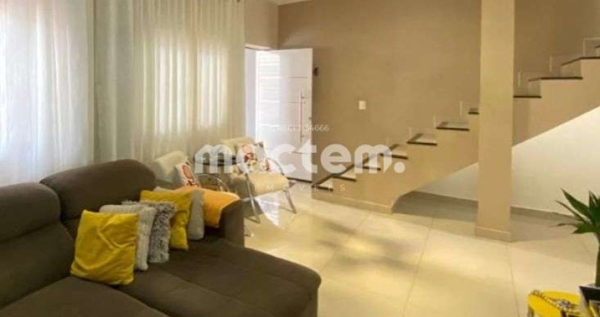 Sobrado para venda em Jardim Ouro Branco de 182.00m² com 3 Quartos, 1 Suite e 3 Garagens