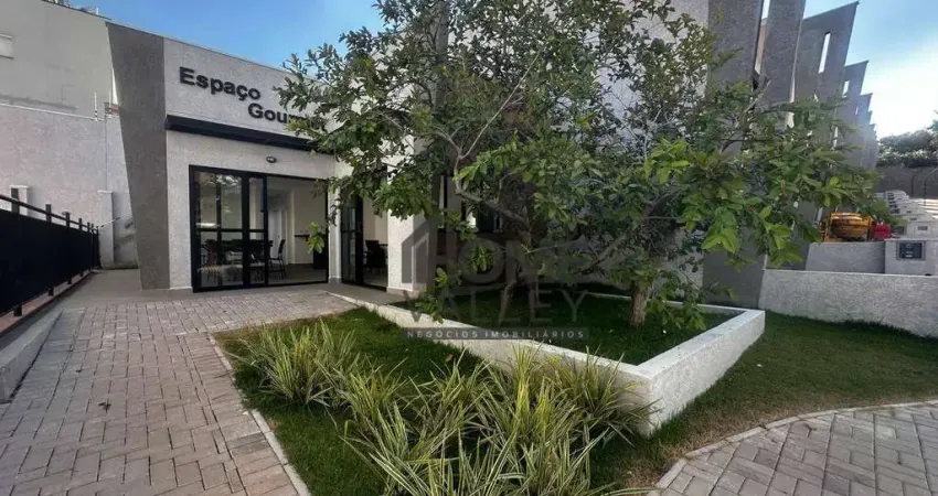 Casa de Condomínio para venda em Vila Di Mônaco de 144.00m² com 3 Quartos, 3 Suites e 2 Garagens