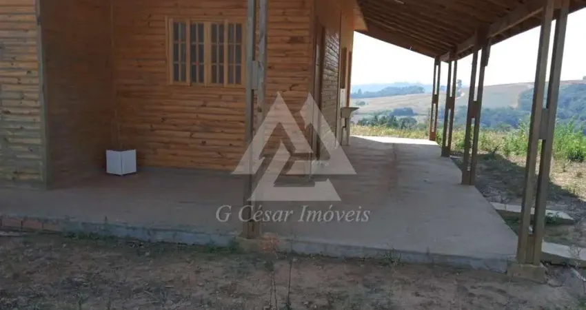 Chácara para venda em Piedade de 1890.00m² com 2 Quartos e 5 Garagens