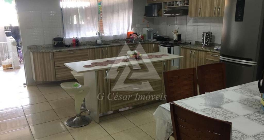 Sobrado para venda em Vila Tavares de 130.00m² com 3 Quartos, 1 Suite e 2 Garagens