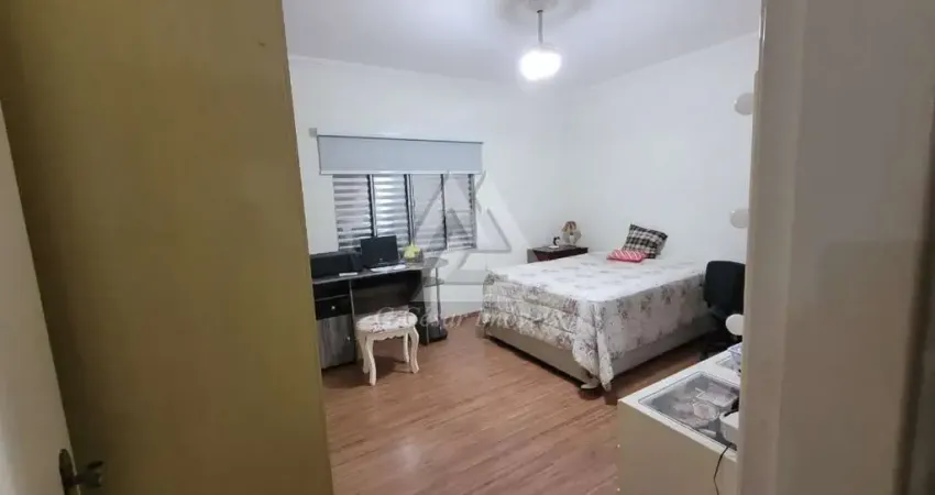 Casa para venda em Jardim Casa Branca de 235.00m² com 8 Quartos, 2 Suites e 2 Garagens